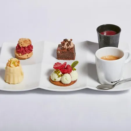 Chateau Des Tourelles - Relais Thalasso & 4*