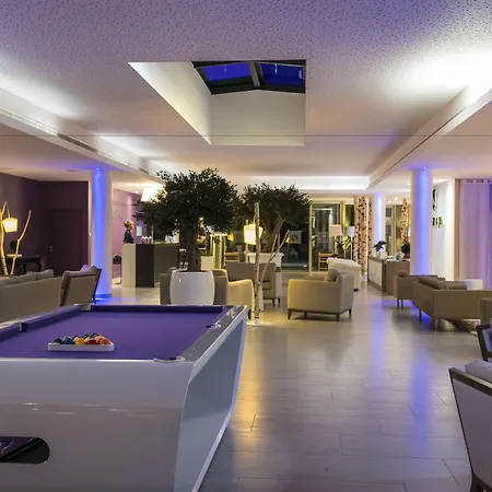 Chateau Des Tourelles - Relais Thalasso & Hotell