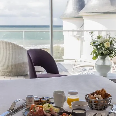 Château Des Tourelles, Thalasso Baie De La Baule 4* Pornichet