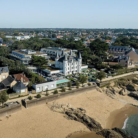 酒店 Chateau Des Tourelles - Relais Thalasso & 4*