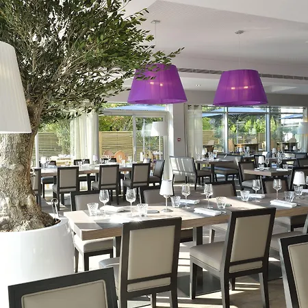 Chateau Des Tourelles - Relais Thalasso & 酒店 4*
