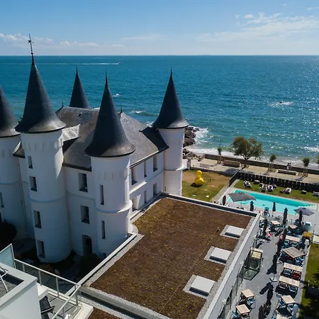 Chateau Des Tourelles - Relais Thalasso & 波尔尼谢