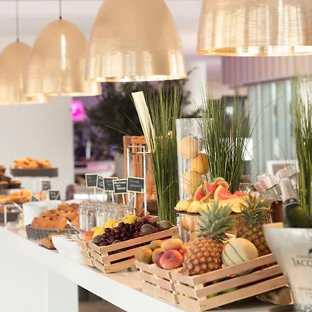Château Des Tourelles, Thalasso Baie De La Baule 4* Pornichet