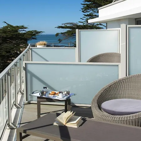 Chateau Des Tourelles - Relais Thalasso & 波尔尼谢