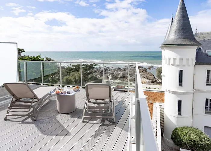 Hotel Chateau Des Tourelles - Relais Thalasso & 4*