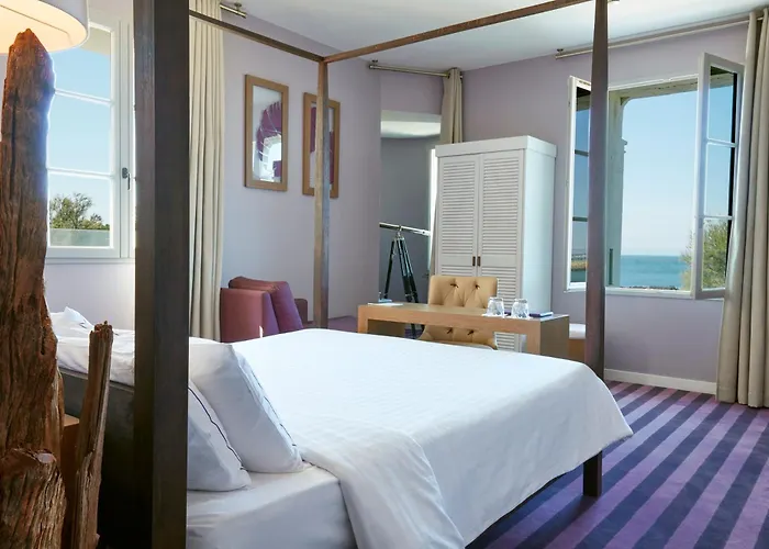 Hotel Chateau Des Tourelles - Relais Thalasso &