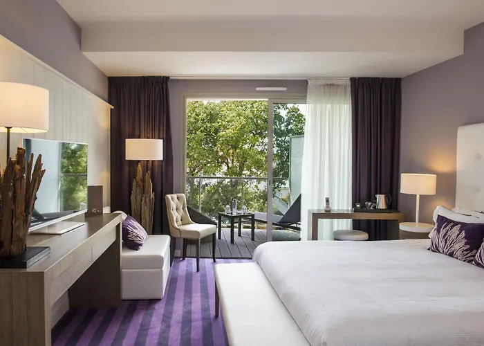 Chateau Des Tourelles - Relais Thalasso &