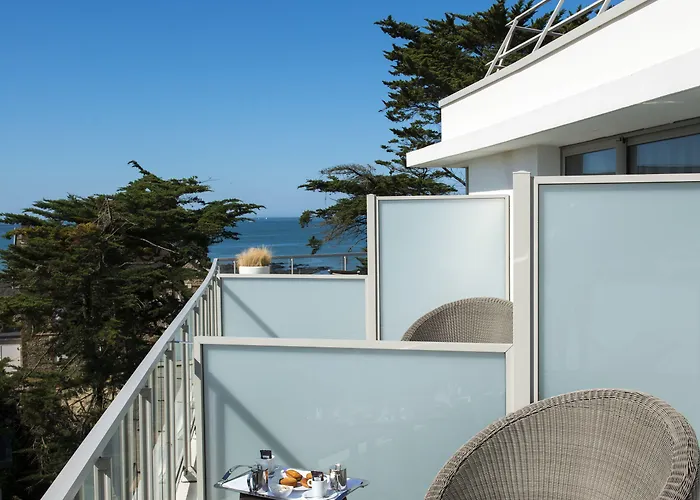 Chateau Des Tourelles - Relais Thalasso & Hotel 4*